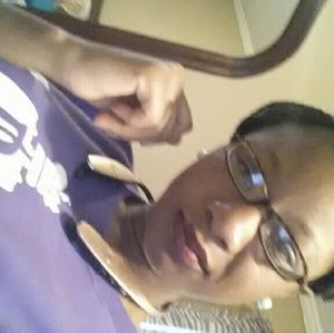 Meet your Posher, Jamila