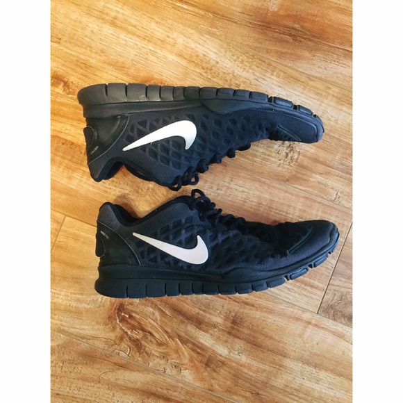 ‼️1HR SALE‼️ Nike Free Tri Fit