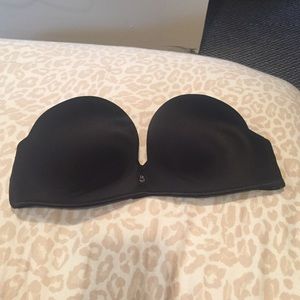 Bombshell black strapless bra