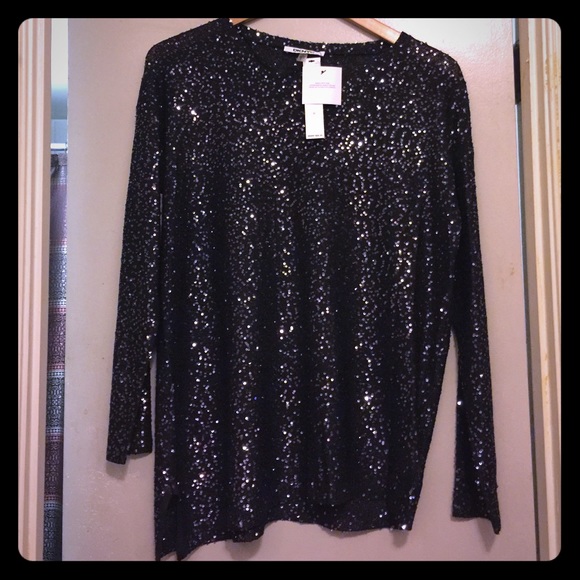 DKNY Assymetrical Top