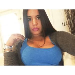 Meet your Posher, Yuli