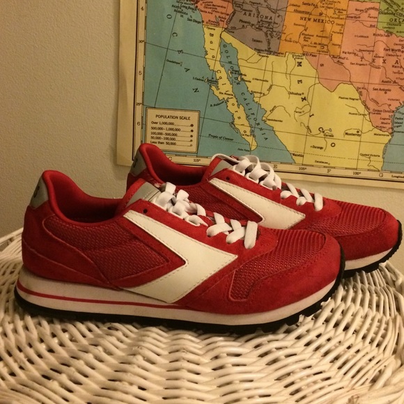 Brooks Heritage Red shoes