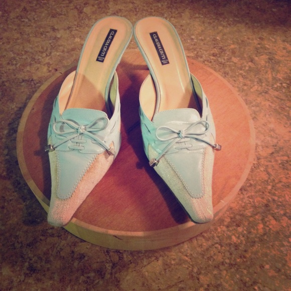 Claudia Ciuti Light Blue Leather Shoes