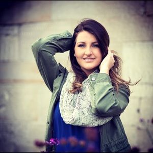 Meet your Posher, Alyssa