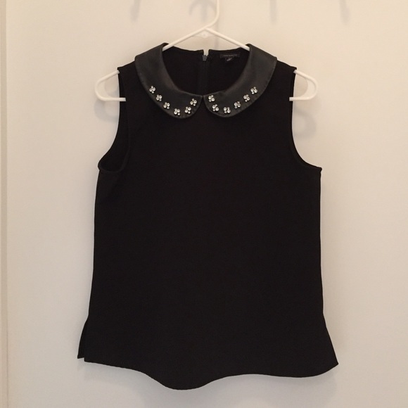 Ann Taylor black sleeveless Peter Pan collar top