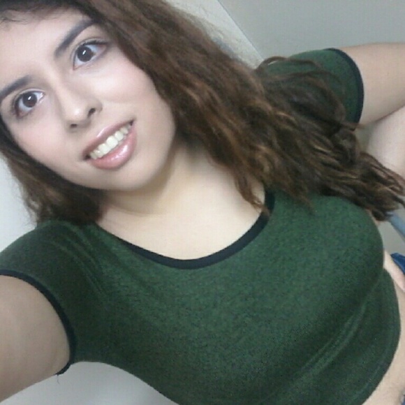 Meet your Posher, Alix - Picture 1 of 1