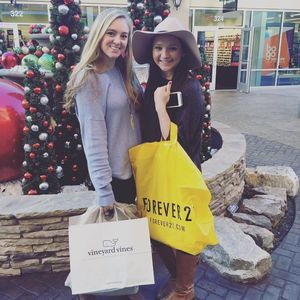 Meet your Posher, Michaela