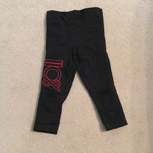 110% Compression running Capris