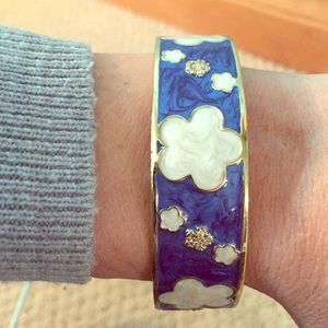 Flower bangle bracelet