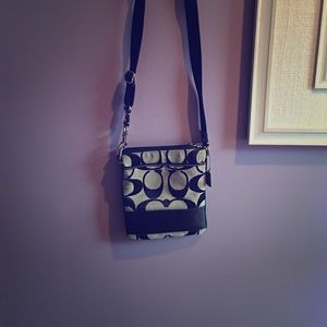 Coach Purse in Perfect condition!! NEW LOWER PRICE