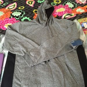 Brand New Mens Reebok sweater with hoodie