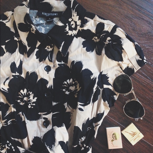 Beautiful Boutique  Floral Dress 💙