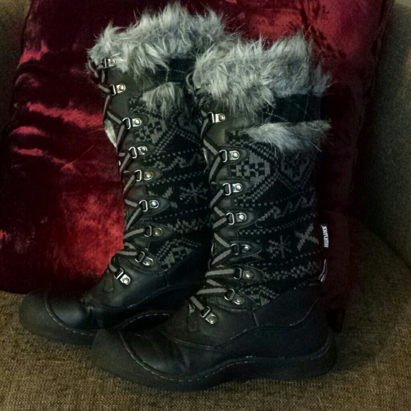 Mukluks Gwen Tall Lace Up Snow Boots Size 8