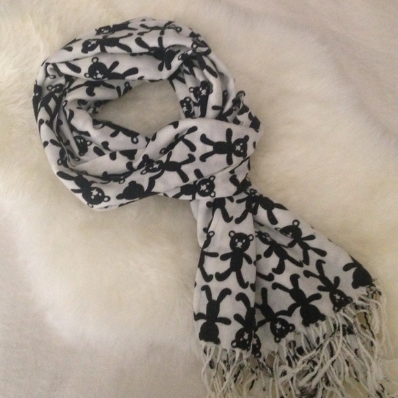 Black and white teddy bear scarf