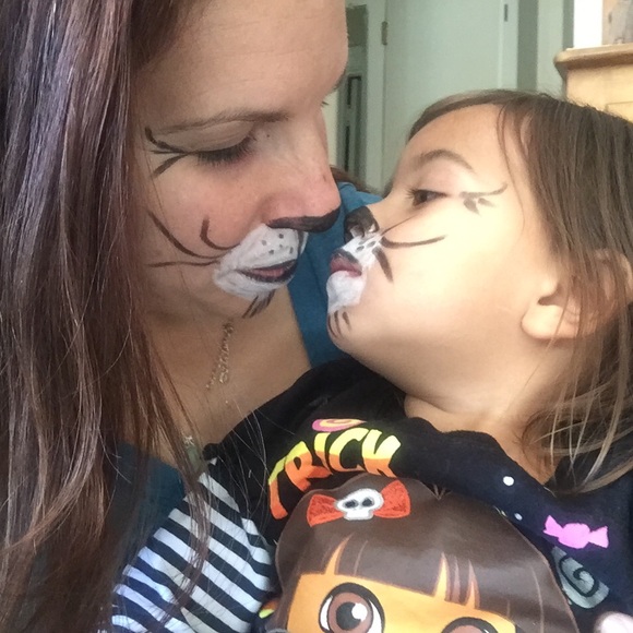 Meet your Posher, Burju - Picture 2 of 4