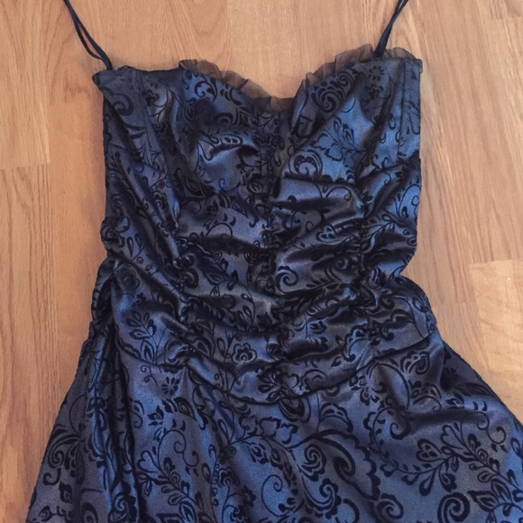 Beauitful slate and black formal dress - Picture 2 of 4