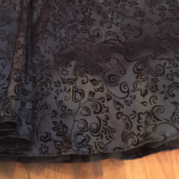 Beauitful slate and black formal dress - Picture 3 of 4