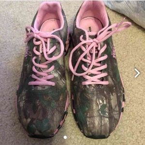 Camo tennis shoes