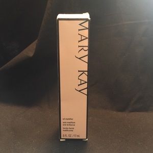 Mary Kay Oil Mattifier