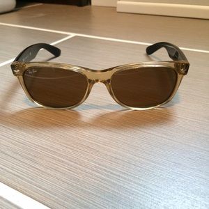 Ray-ban Two Tone Wayfarer Sunglasses