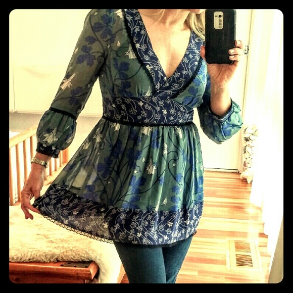 Anthropologie top "fei"