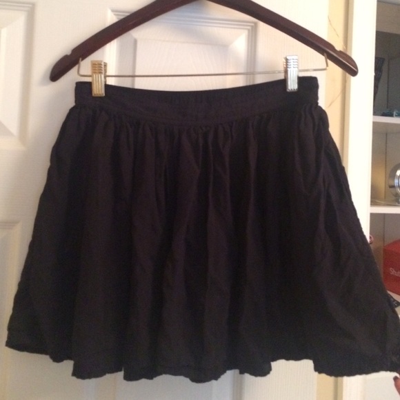 AEO skater skirt size M