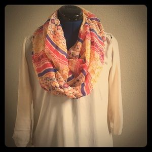Stylish Patterned Infinity Scarf