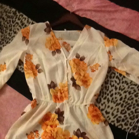 Romper - Picture 2 of 2