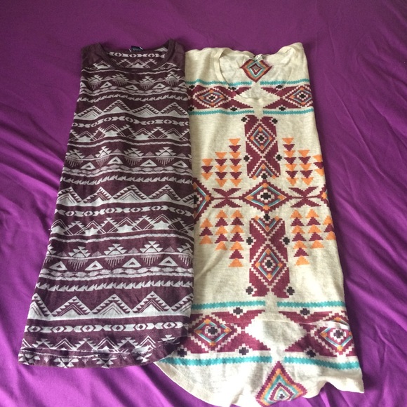 2FOR10 tops