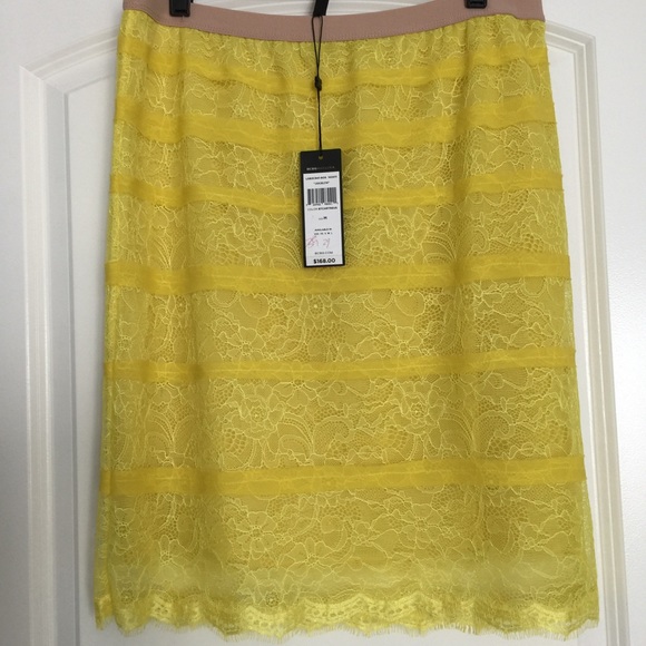 Bundle: skirt, necklace, wedges