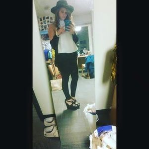 Meet your Posher, Lyndsay