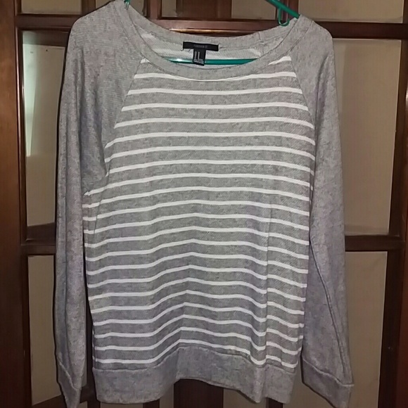 Forever 21 Sweatshirt