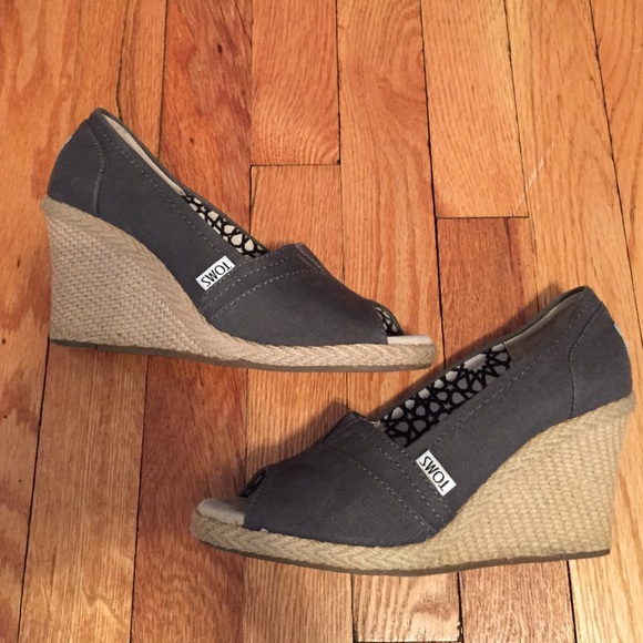TOMS Wedges! Excellent shape!