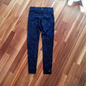 💞SOLD💞 Graphic print Spandex Leggings