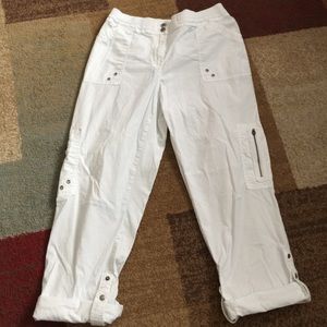 Chico's white pants/ Capri very light weight