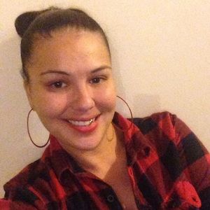 Meet your Posher, Sandi