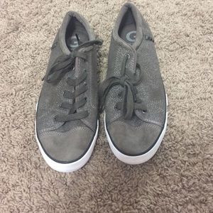 Guess earth toned fashion sneakers