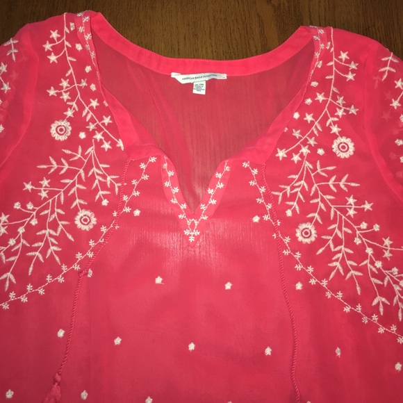 🚫SOLD🚫 American Eagle See Through Top - Picture 2 of 3