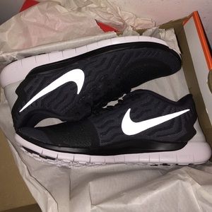 BRAND NEW ROSHE RUNS