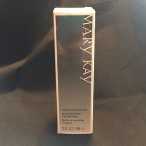 Mary Kay makeup finishing spray