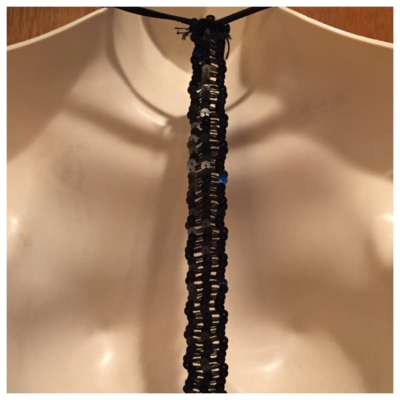 Vintage Black V neck open back sequin tunic top - Picture 3 of 4