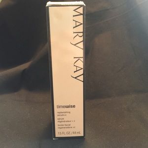 Mary Kay replenishing serum+c