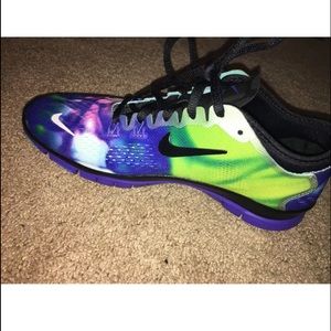 Women's running shoes