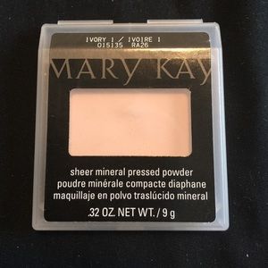 Mary Kay sheer mineral pressed powder