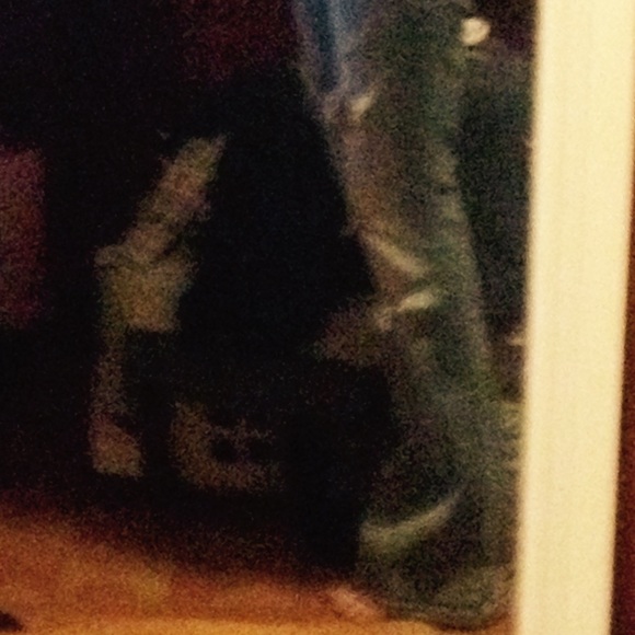 Just showing - Picture 3 of 4