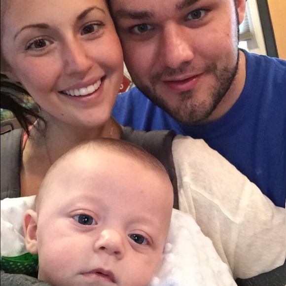 Meet your Posher, Kalin - Picture 2 of 3