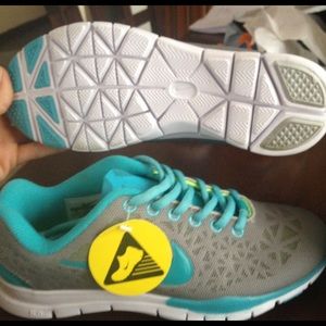 NIKE FREE 5.0
