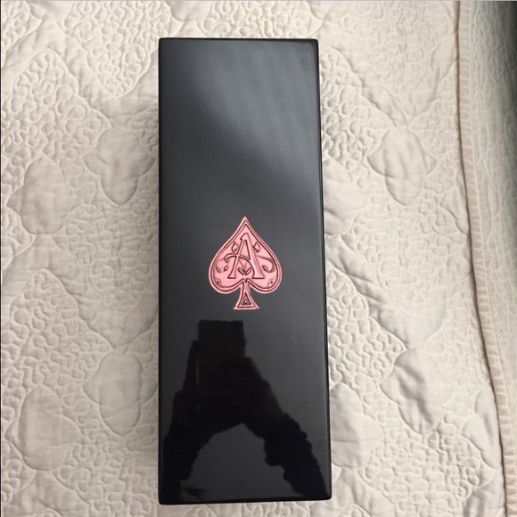 Ace Armand Pink Wine Box