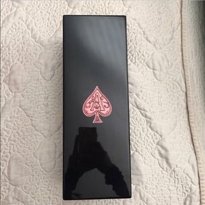 Ace Armand Pink Wine Box