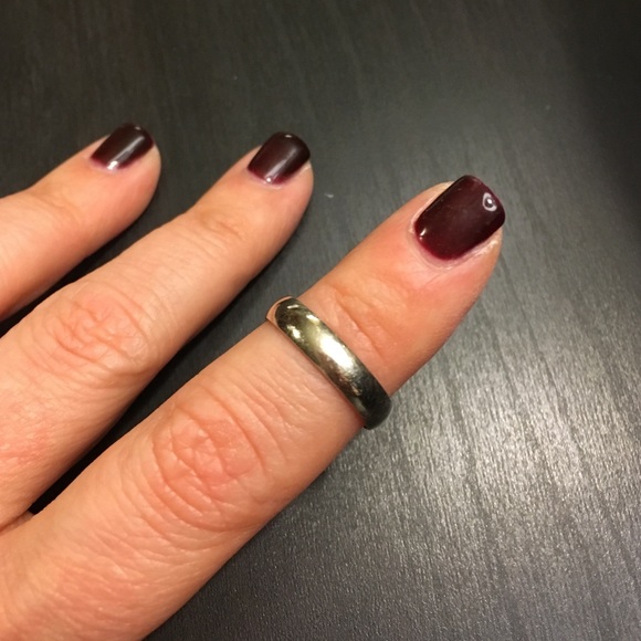 14k white gold wedding band